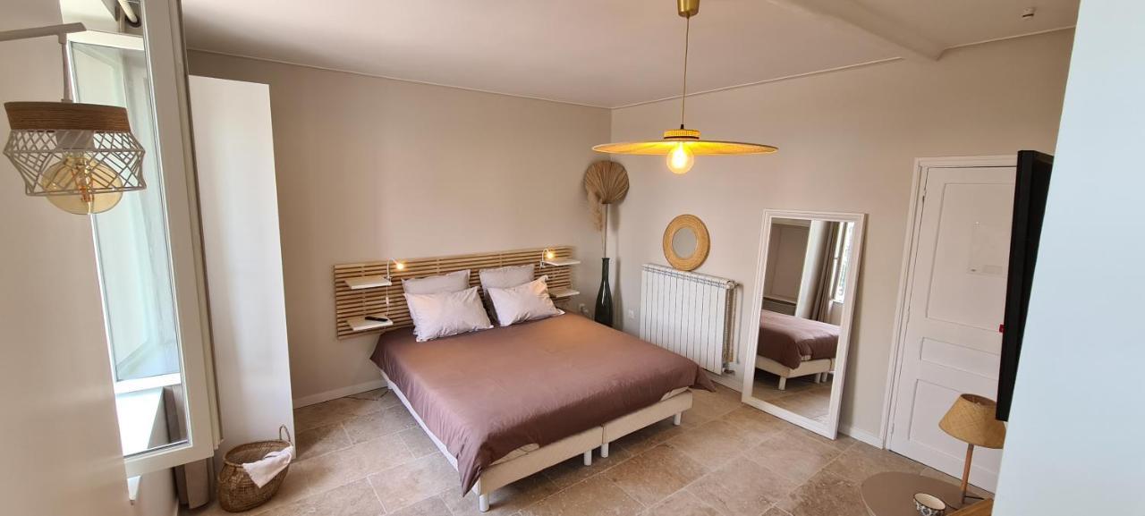 Bed and Breakfast La Bastide Des Arts Saumane-de-Vaucluse Екстер'єр фото