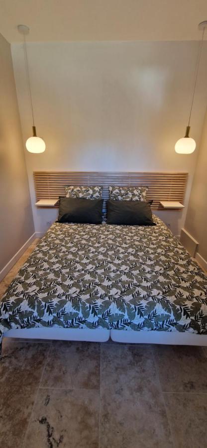 Bed and Breakfast La Bastide Des Arts Saumane-de-Vaucluse Екстер'єр фото